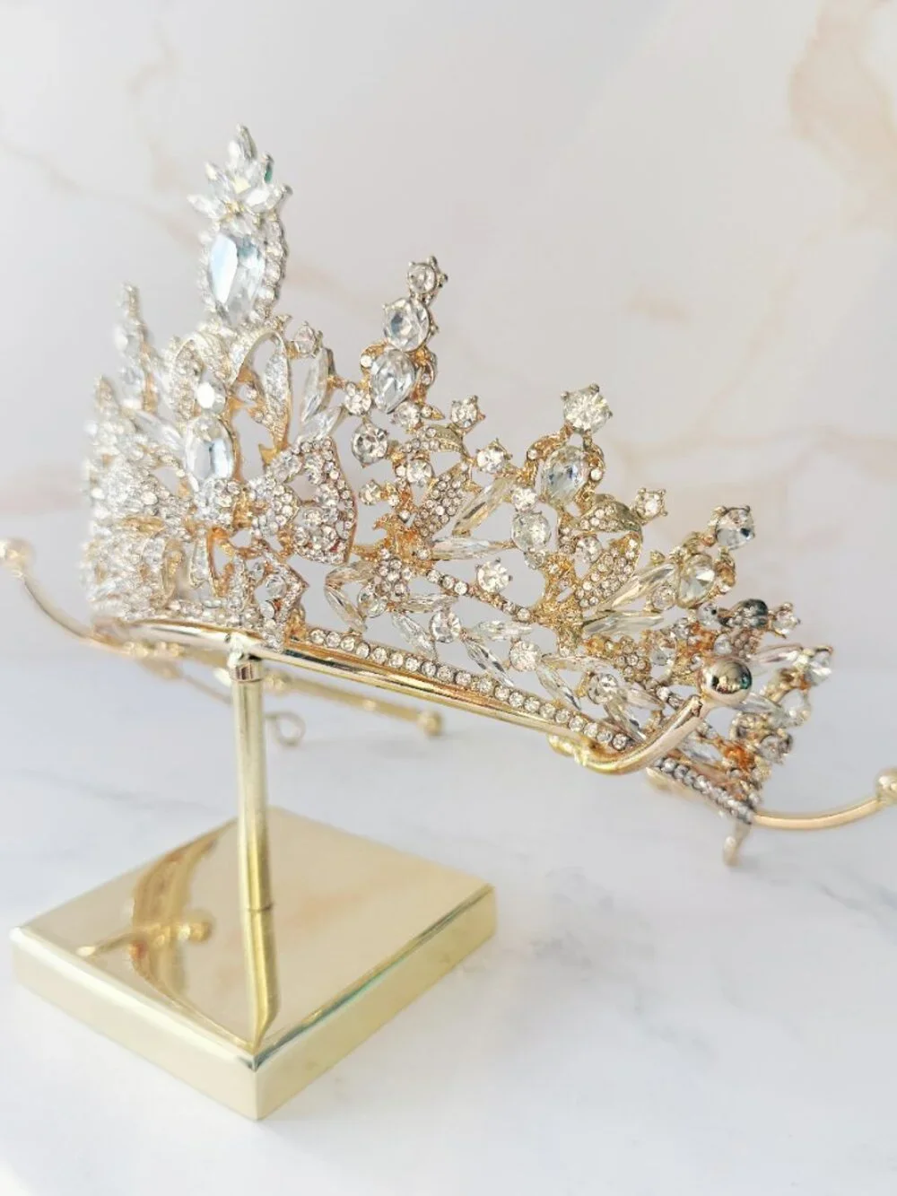Vintage Gold Crystal Tiara Crown for Bridal Wedding, Pageants and Quinceañeras